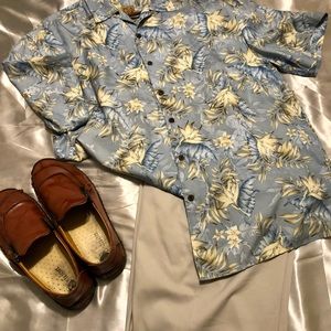 Joseph Banks Hawaiian 🌺 💯 percent Silk Shirt 👔 for men.